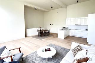 Karaktervol duplex appartement in gerenoveerd historisch gebouw eerste bewoning na restauratie hartje oud centrumWonen met stijl en comfort in het...