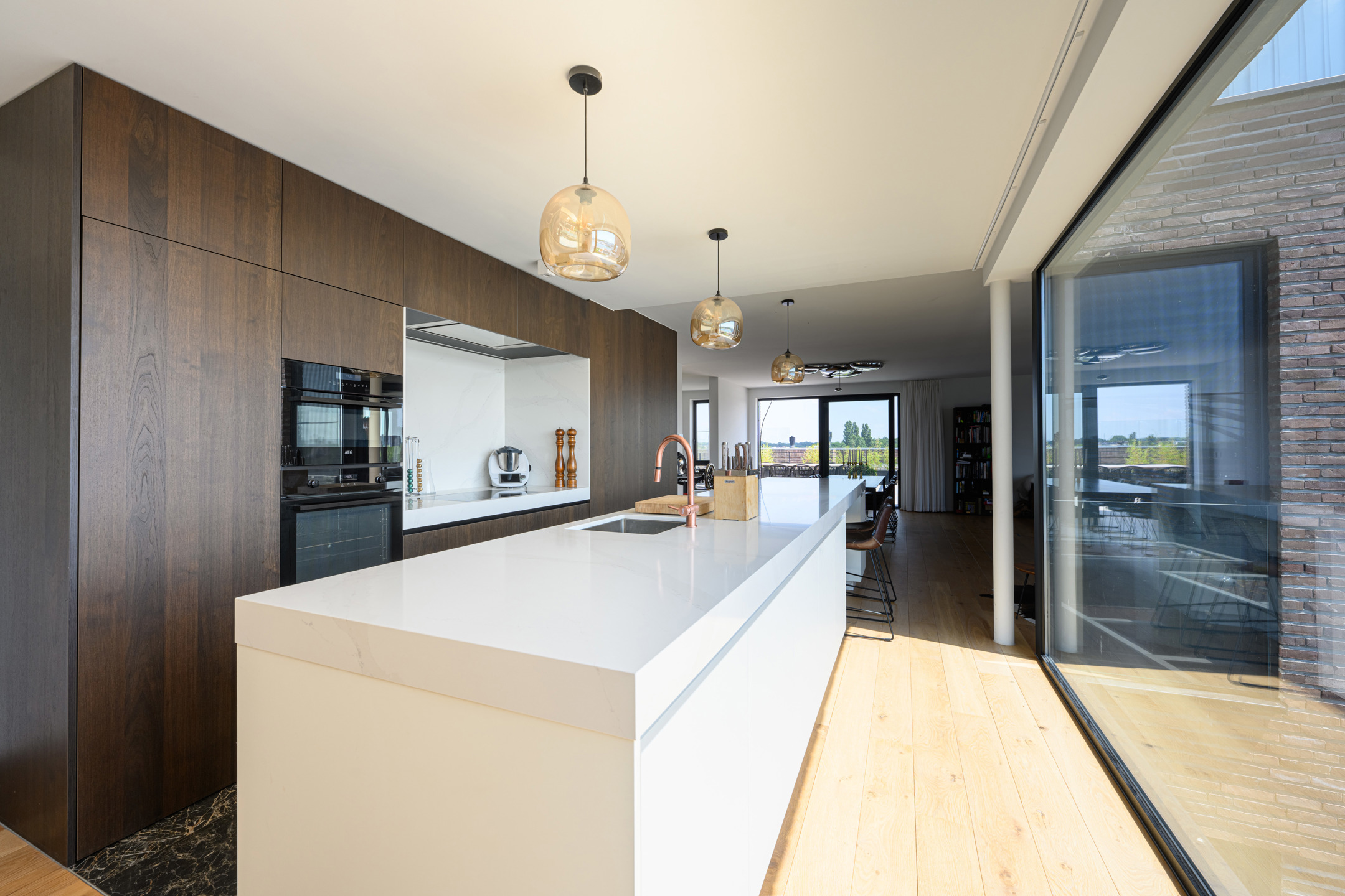 Riant appartement met ruime terrassen en 3 slaapkamers - foto 2