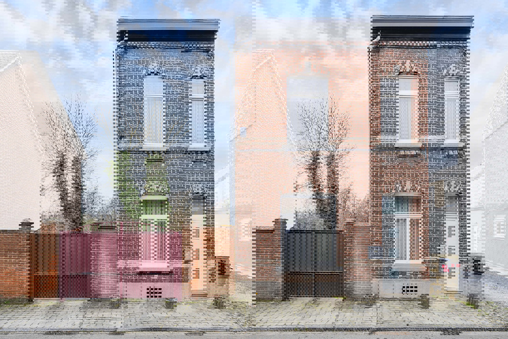 House for sale in Charleroi with 4 bedrooms - photo 2