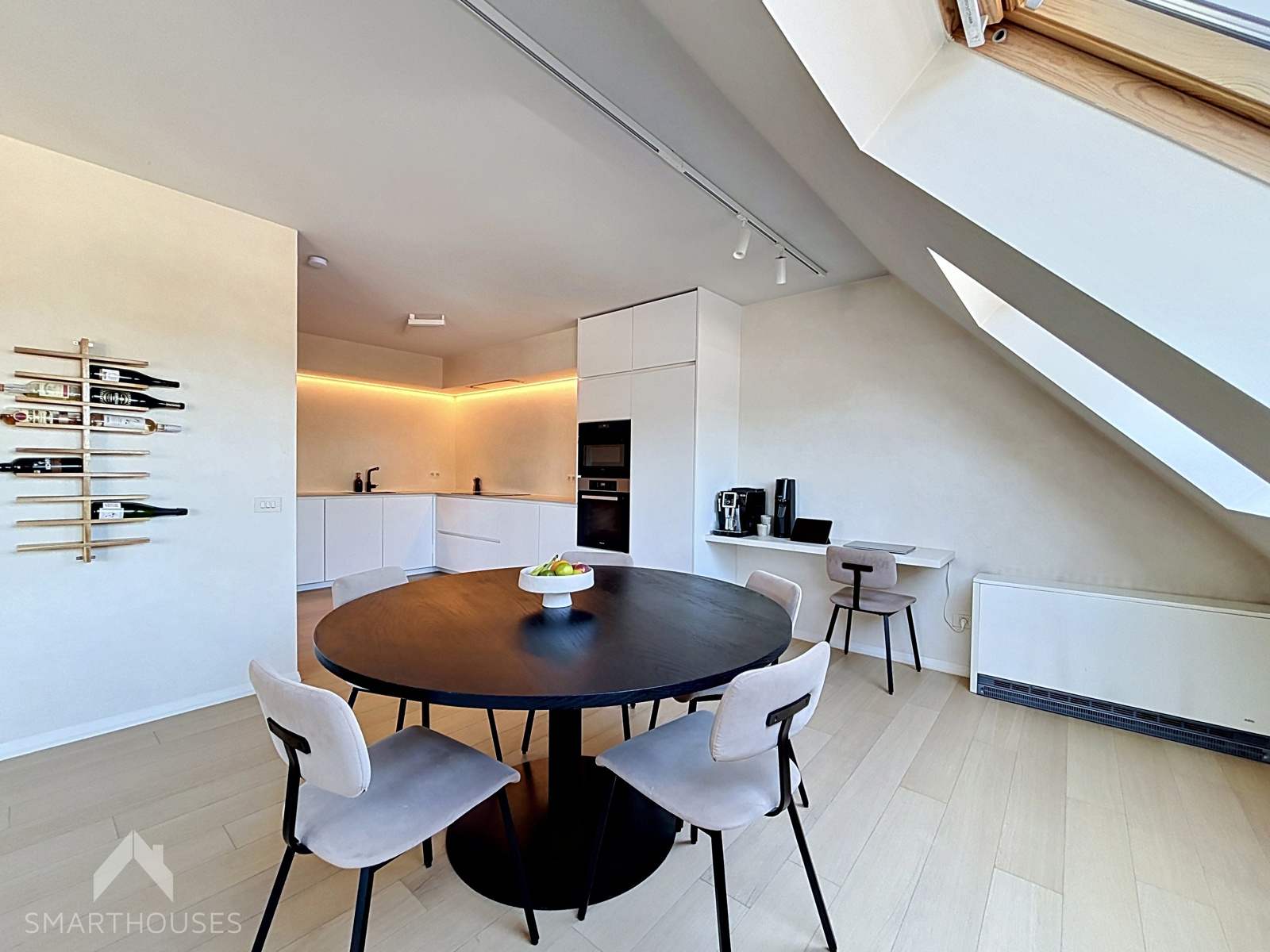 Ruim en gerenoveerd appartement op toplocatie in Torhout - foto 4
