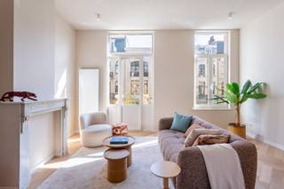 Dit instapklare appartement maakt deel uit van een recente totaalrenovatie waarbij het volledige gebouw met kwalitatieve materialen werd...