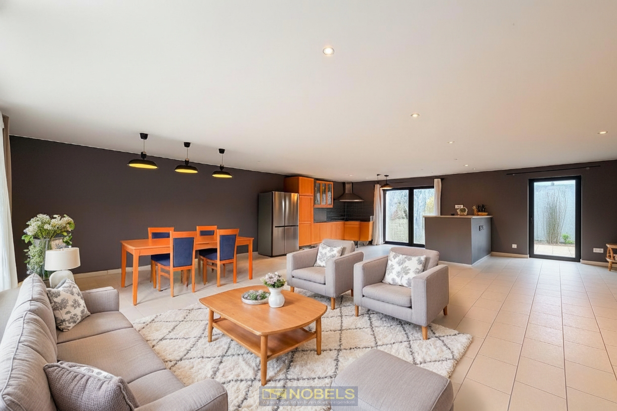 Te koop, Volledig onderkelderde villa op gunstige ligging te Brakel! - foto 2