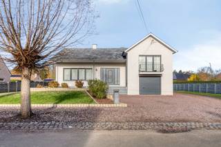 Gerenoveerde woning op een perceel van 14a 61ca te koop in Klein-Vorst, LaakdalDeze mooi gerenoveerde woning is rustig gelegen in de Kolverstraat, op...