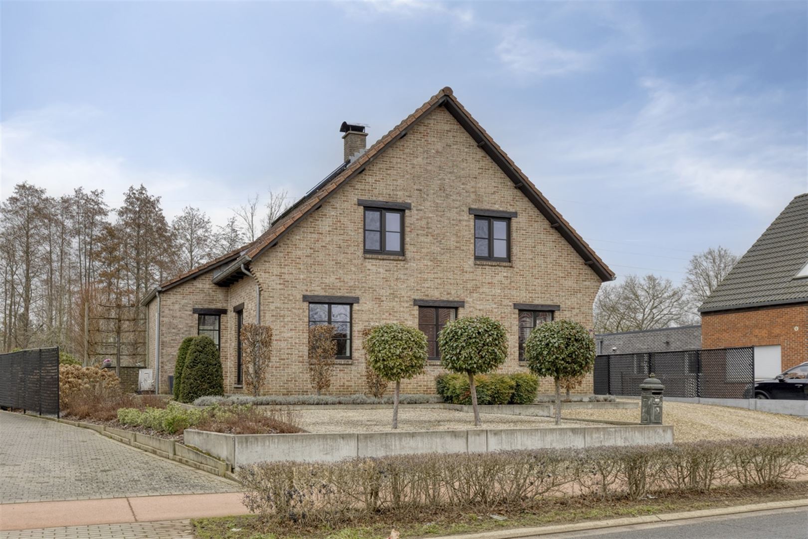 TE KOOP: Prachtige villa op een perceel van 36a48ca te Koersel! - foto 3