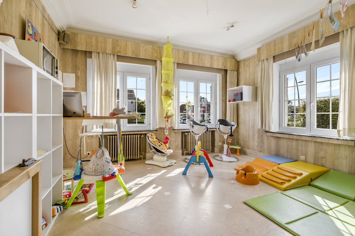 Unique, characterful property on the Westlaan in Roeselare - photo 2