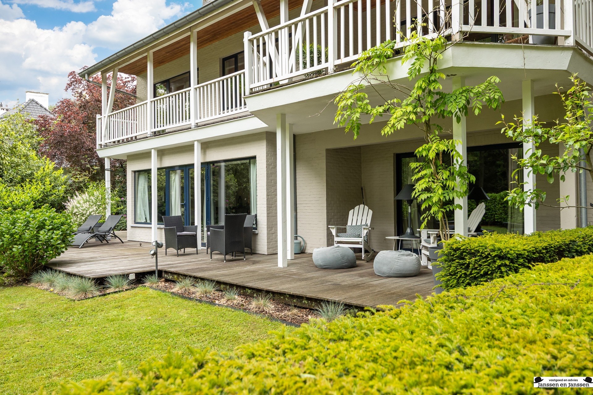 Villa - photo 4