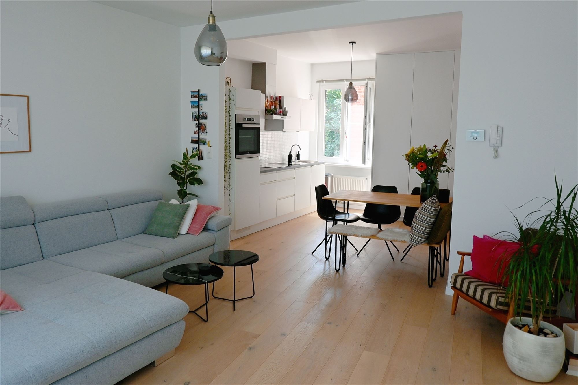 Modern en lichtrijk 1-slaapkamer appartement in Mortsel - foto 5