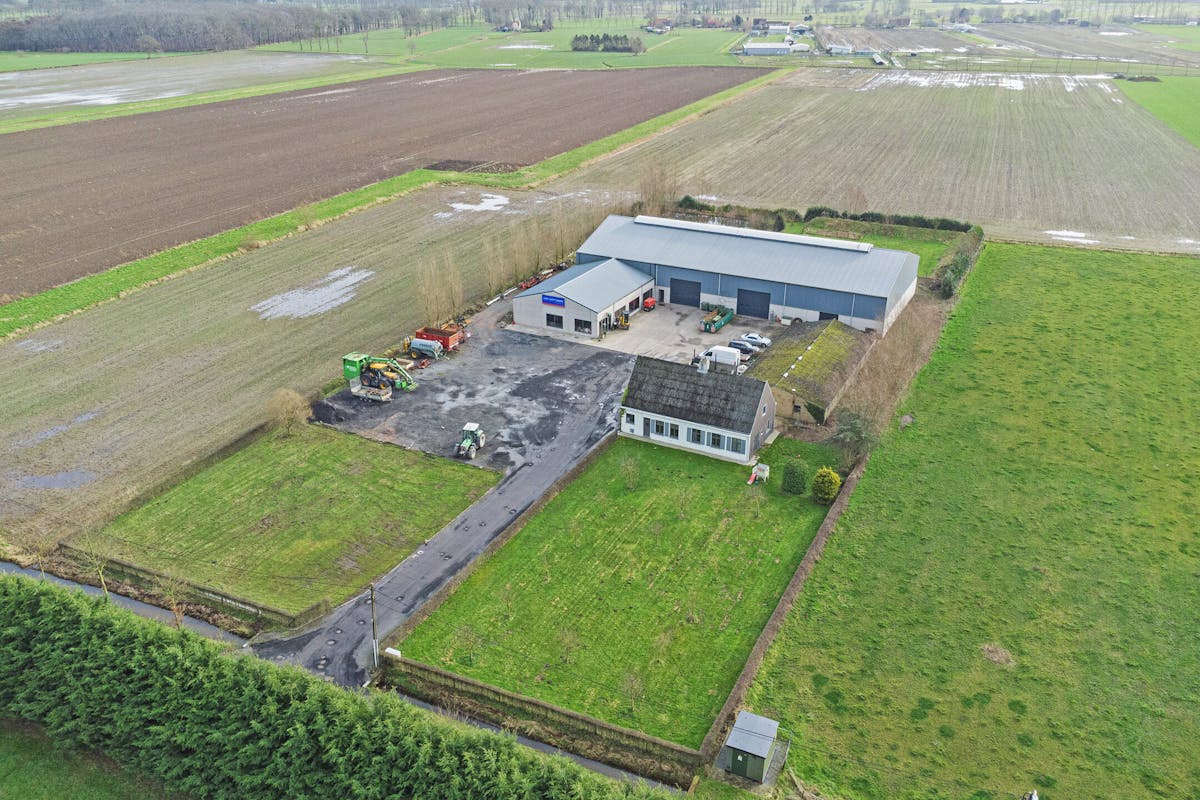 Loods met woonst (zonder functiewijziging) te Moerkerke. - foto 1