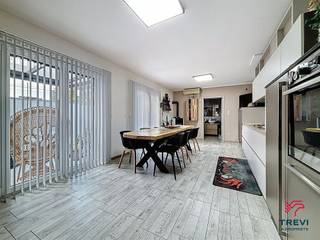 House for sale in Fontaine-l'Évêque