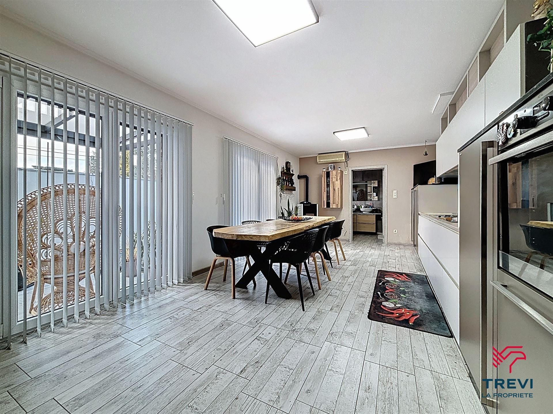 House for sale in Forchies-La-Marche with 6 bedrooms - photo 3