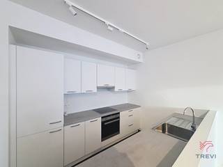 BRUSSEL, op een steenworp afstand van het historische centrum van Brussel, in het nieuwe project URBAN COURT, appartement van ±85 m² (EPC) op de...