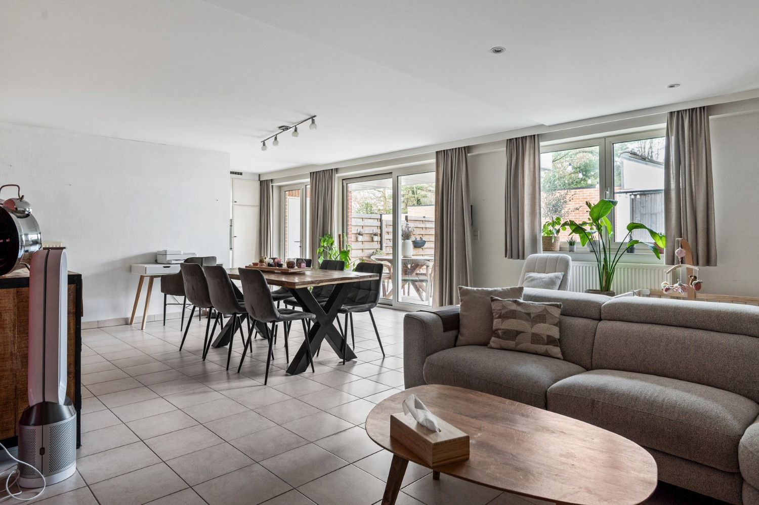 GELIJKLVOERS APP. MET 2 SLK EN TUIN! - foto 3