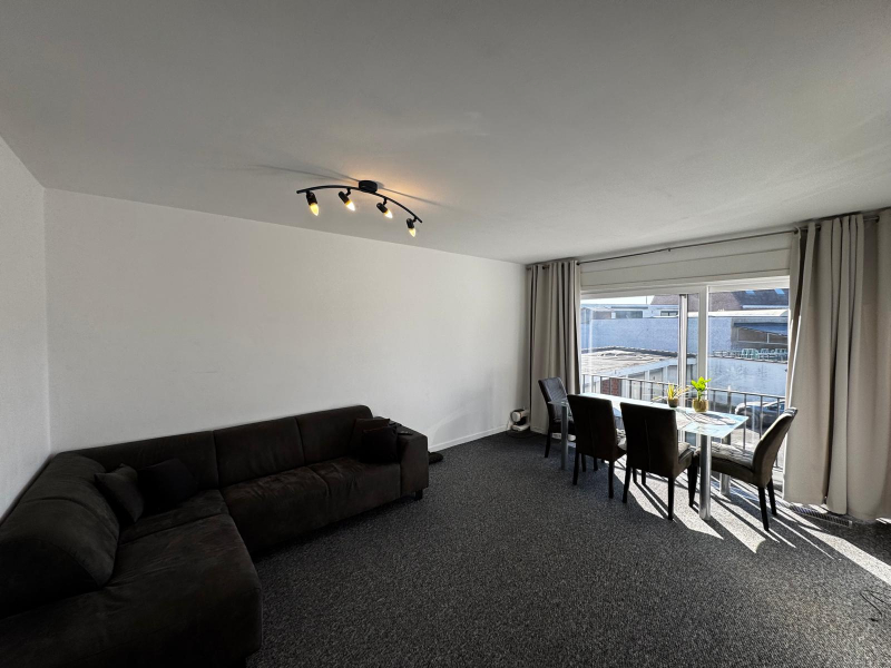 Appartement met 2 slaapkamers op uitstekende ligging - foto 2