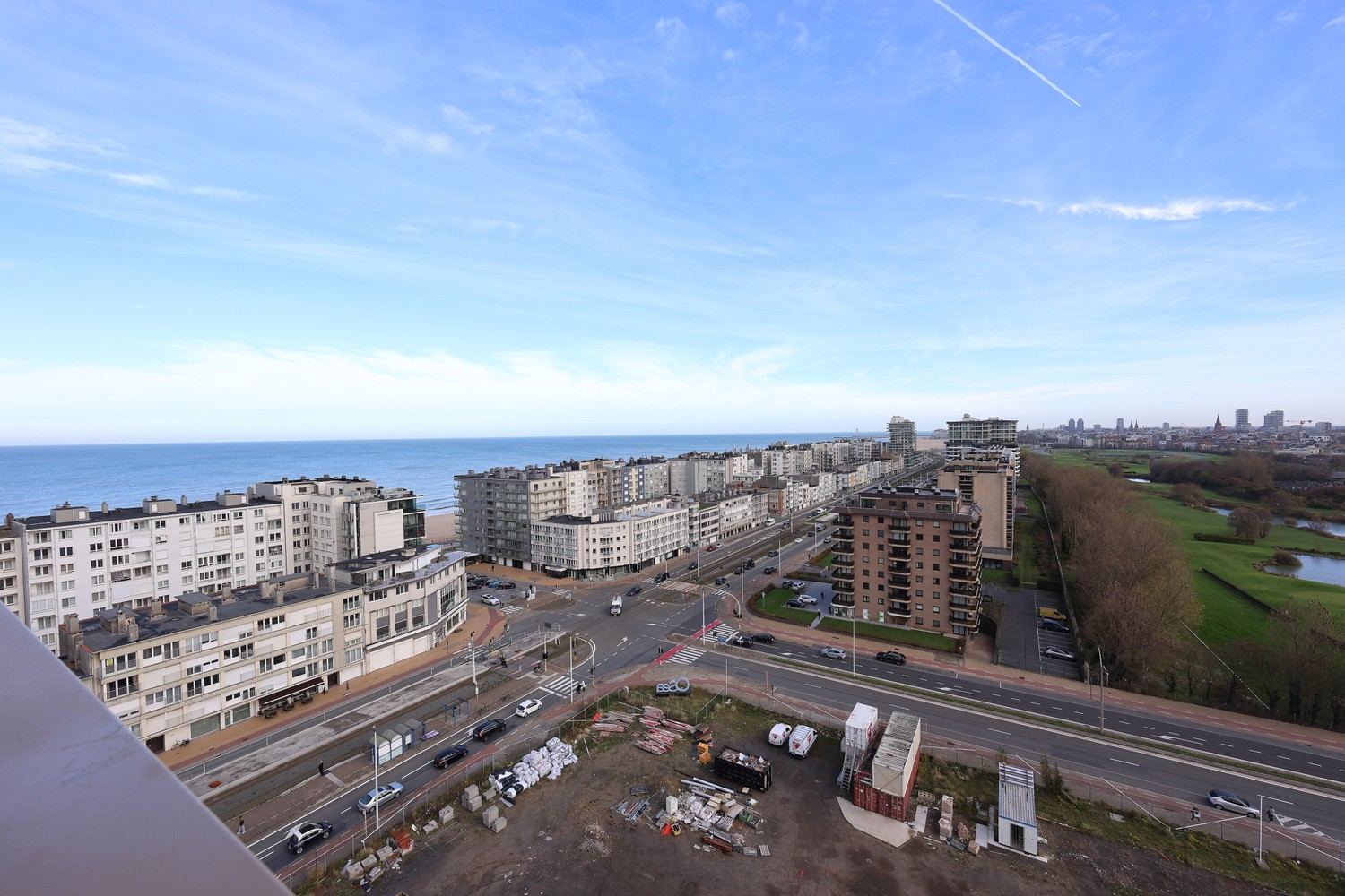 Nieuwbouwappartement met ruim zonneterras en adembenemende uitzichten te Oostende ! - foto 1