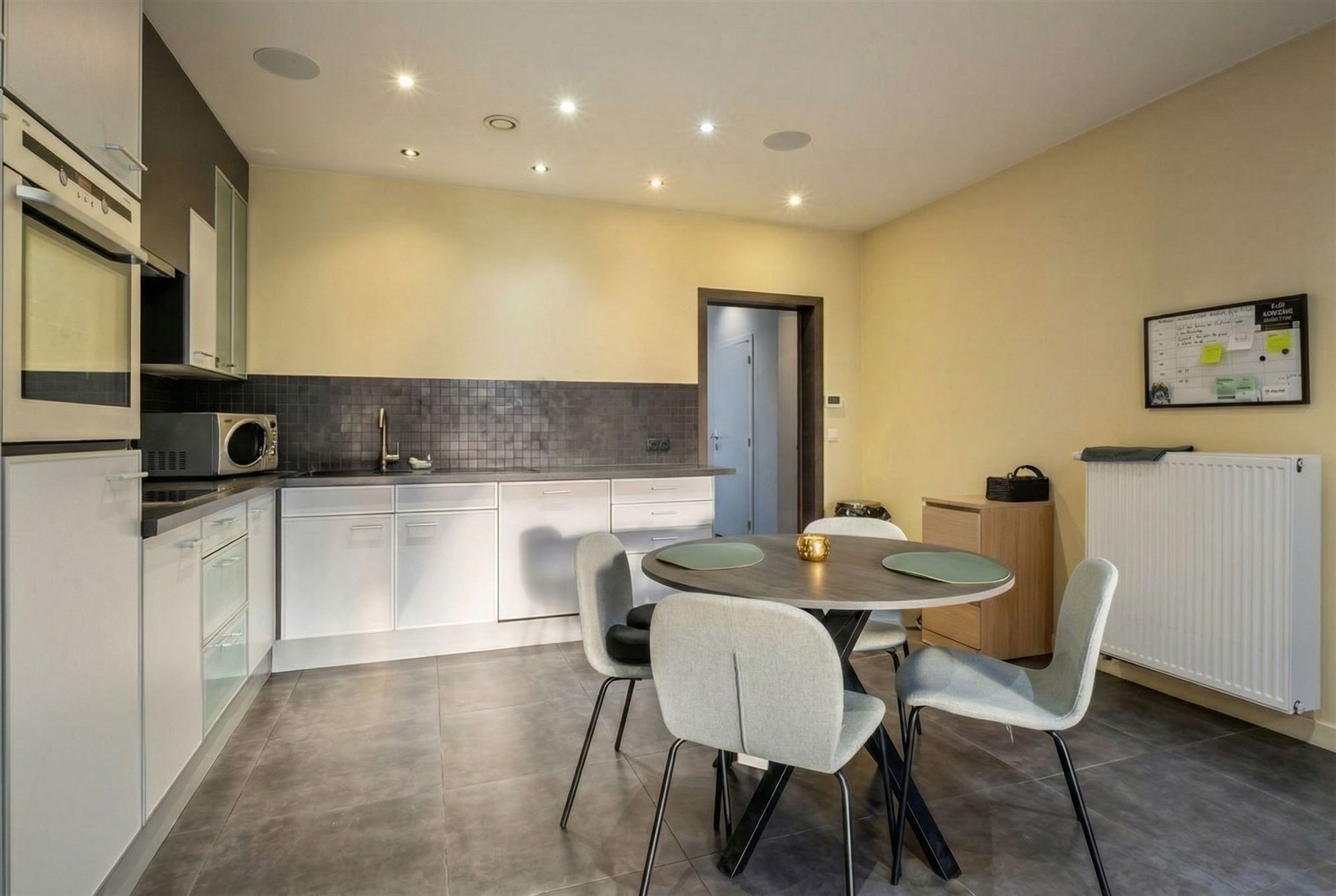 Instapklare woning met 3 slaapkamers te Bavikhove! - foto 3