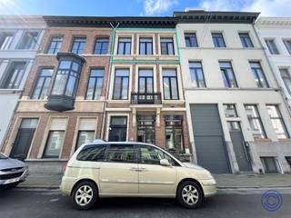 Informatie appartementPrachtig gemeubeld 1-slpk appartement van ca. 62m, gelegen op de 2de verdieping van een karaktervol pand op TOP-locatie aan de...