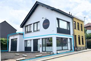 Ontdek deze commerciële ruimte in het hart van Heverlee, met een totale bruikbare oppervlakte van 81m².Deze ruimte biedt een uitstekende locatie voor...
