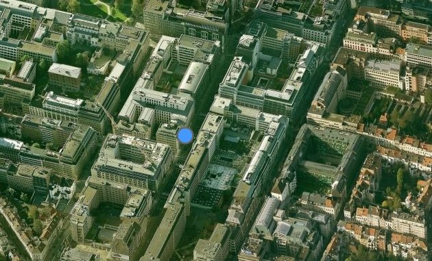 683 m² kantoorruimte - foto 2