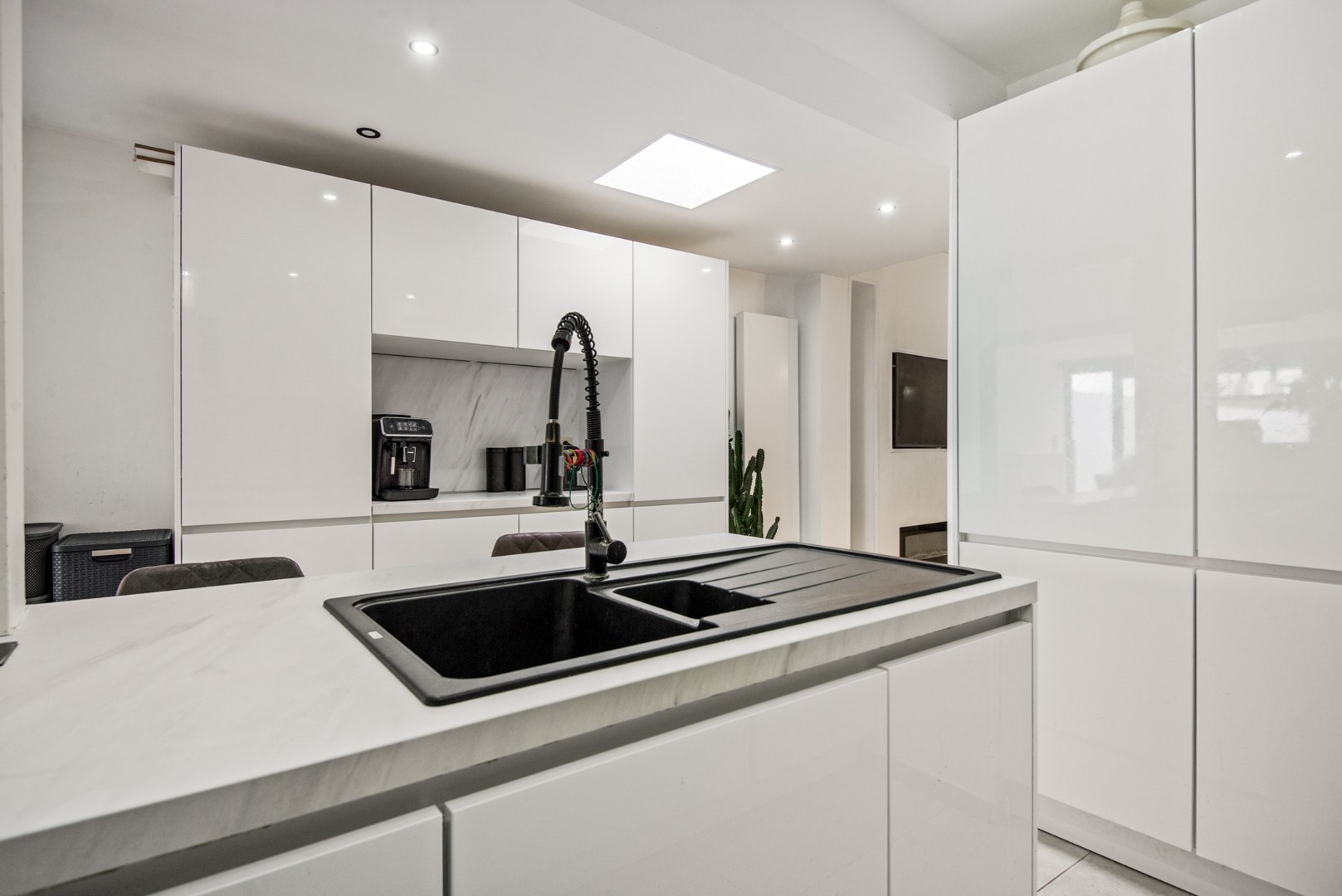 Gerenoveerde woning met 3/4 slpk, garage en tuin te Boom! - foto 5