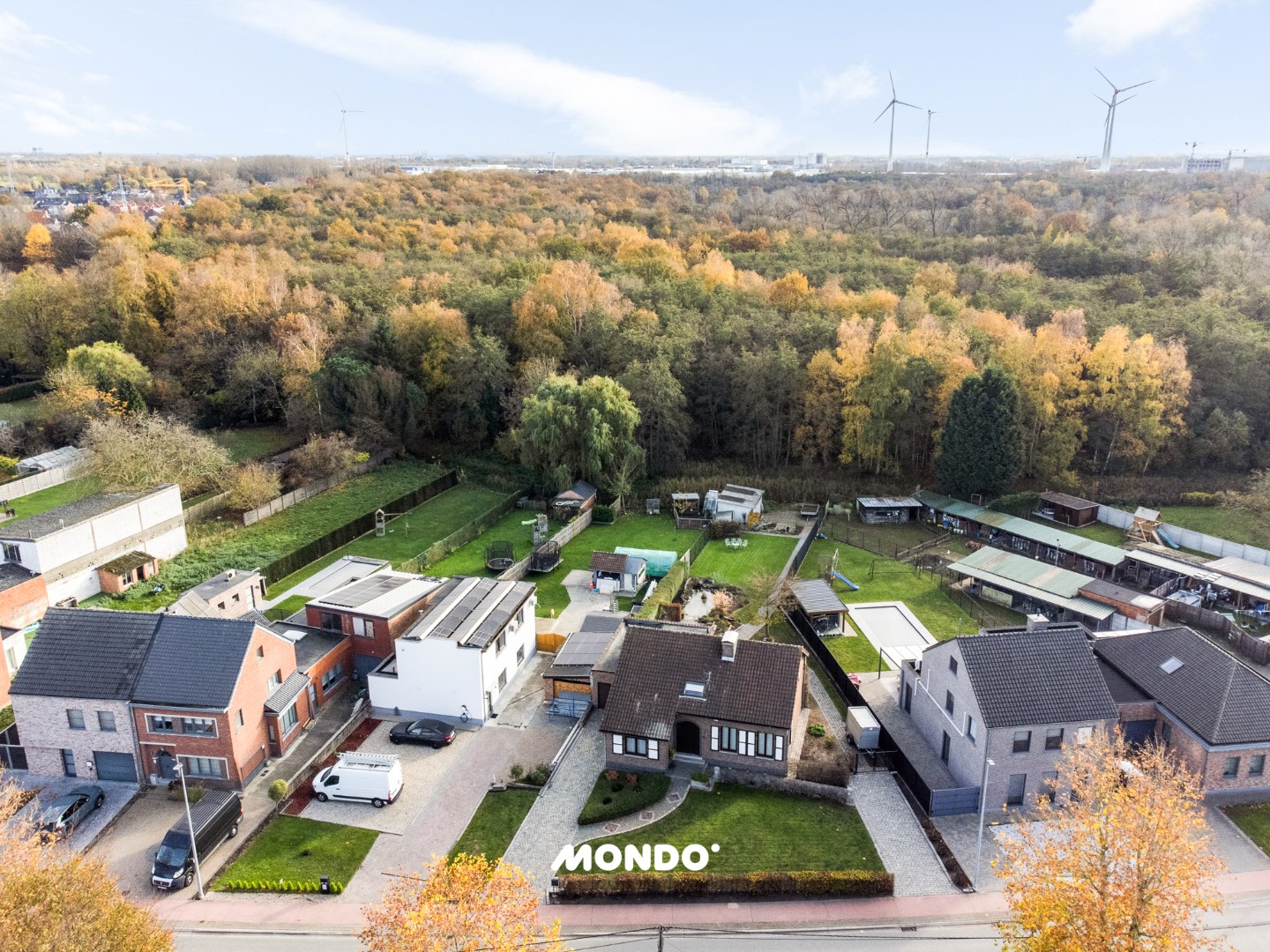 Landelijke woning met 4 slaapkamers en een ruime tuin in een groene omgeving! - foto 5