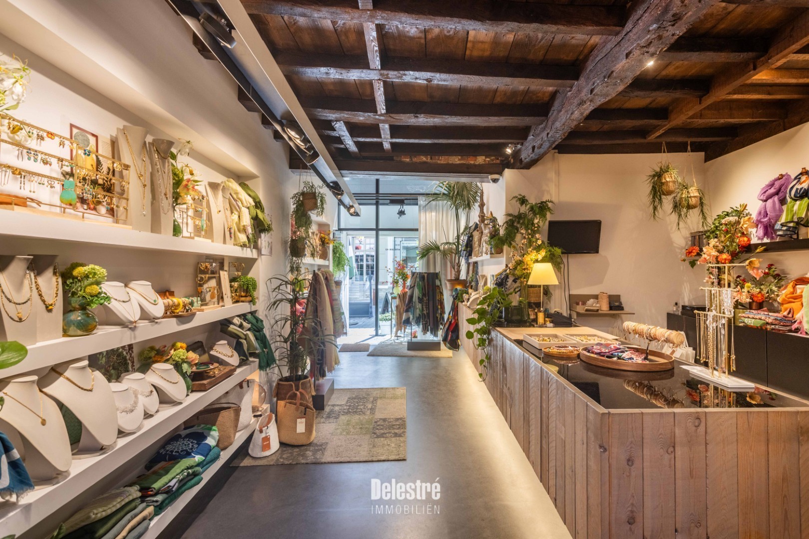 Commercial for sale in Aalst - photo 1