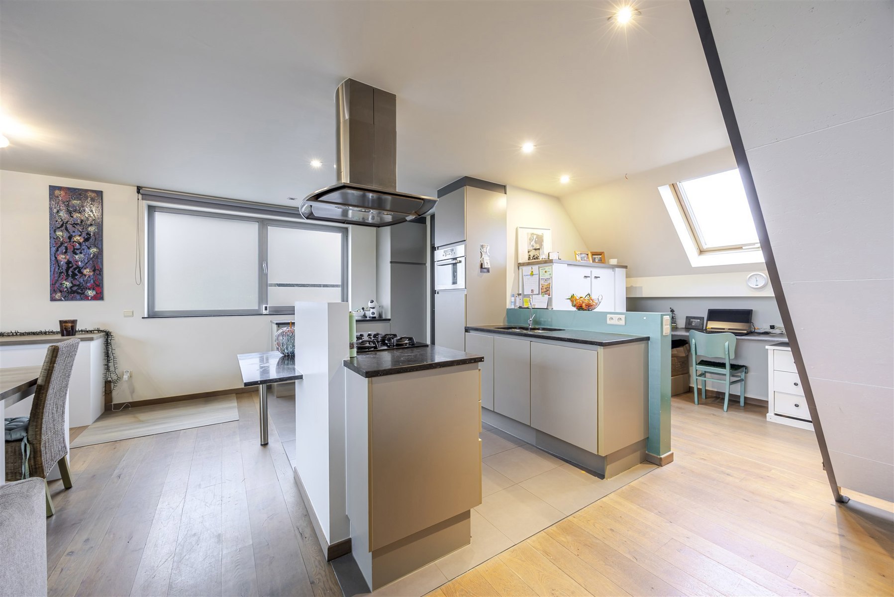 Appartement met 2 slaap- en badkamers  - foto 2
