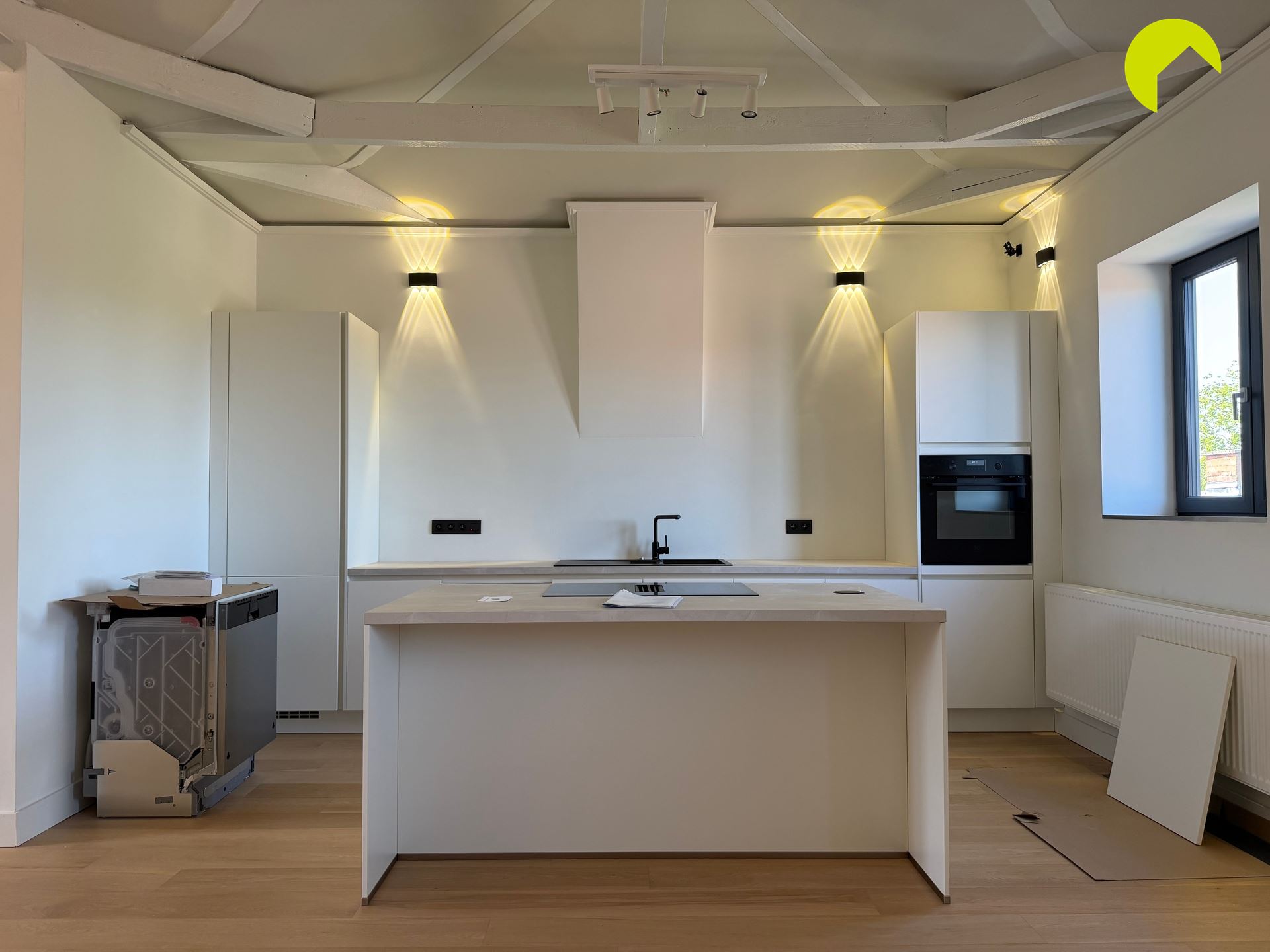Unieke loft in het centrum in een karaktervol gebouw - foto 3
