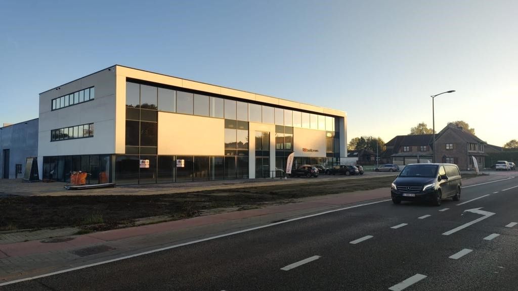 475 m² B2B-showroom langs Brusselbaan - photo 2