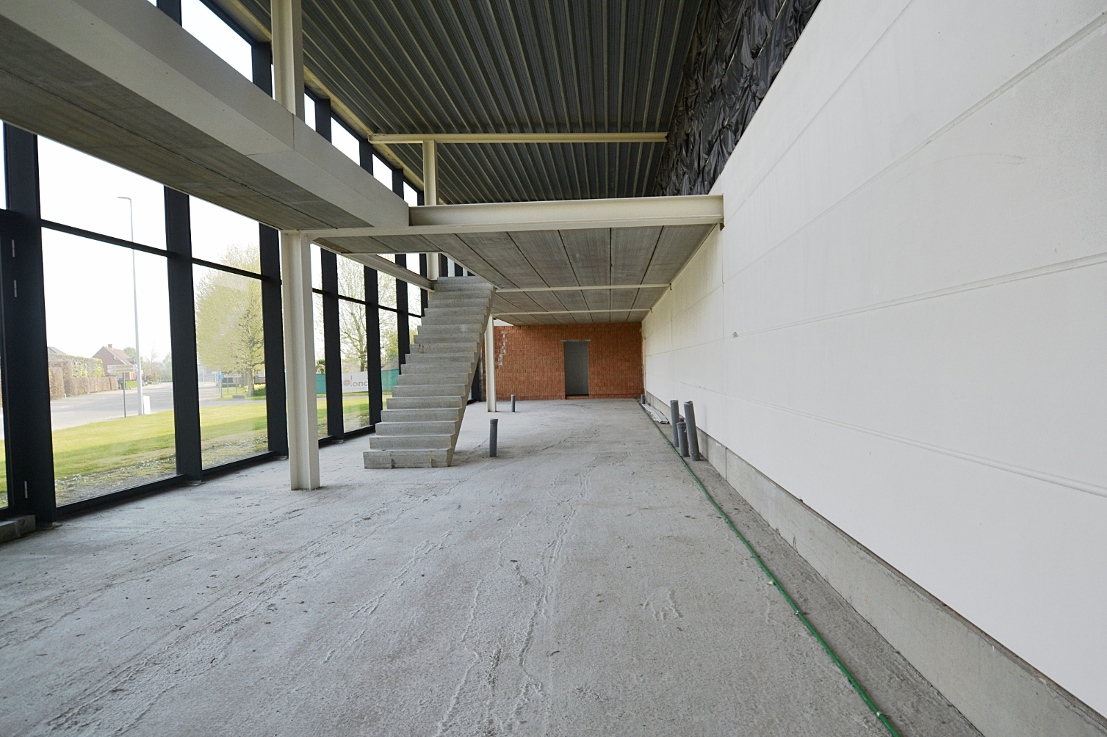 Commercial for rent in Roeselare - photo 4