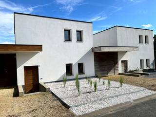 Hip en lichtrijk vakantiehuis (nr. 15) in een rustig en groen vakantiedomein, ideaal voor wandelaars en fietsers, en vlak bij natuurreservaat...