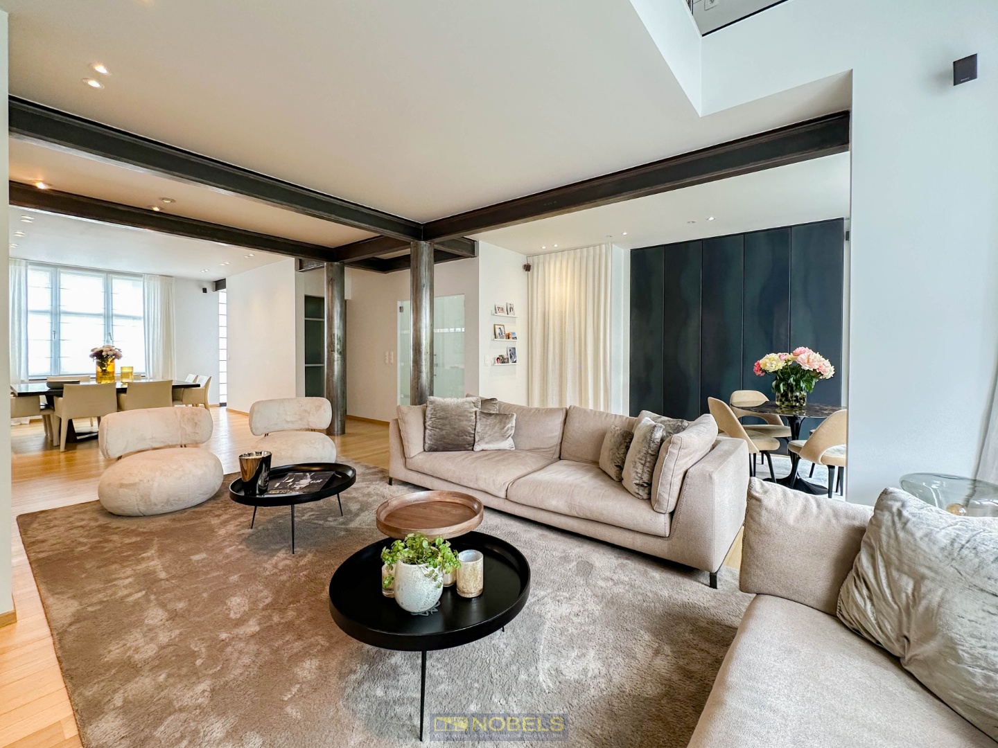 Te koop, stijlvol duplexappartement met prachtig dakterras in voormalig herenhuis te Oostende - foto 4