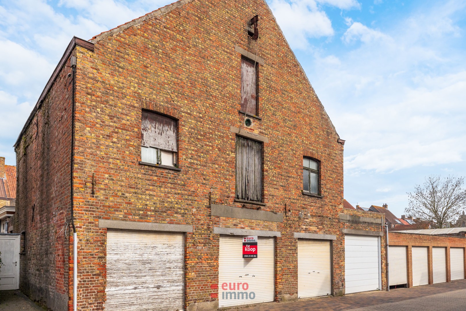 Magazijn op een zeer goede ligging te Nieuwpoort-stad! - foto 2