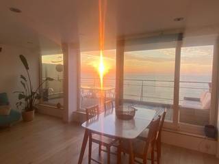 Blankenberge: Penthouse met prachtig zeezicht en 2 ruime terrassen te koop!Op de Zeedijk 158 in residentie "Continental Palace" vinden we...