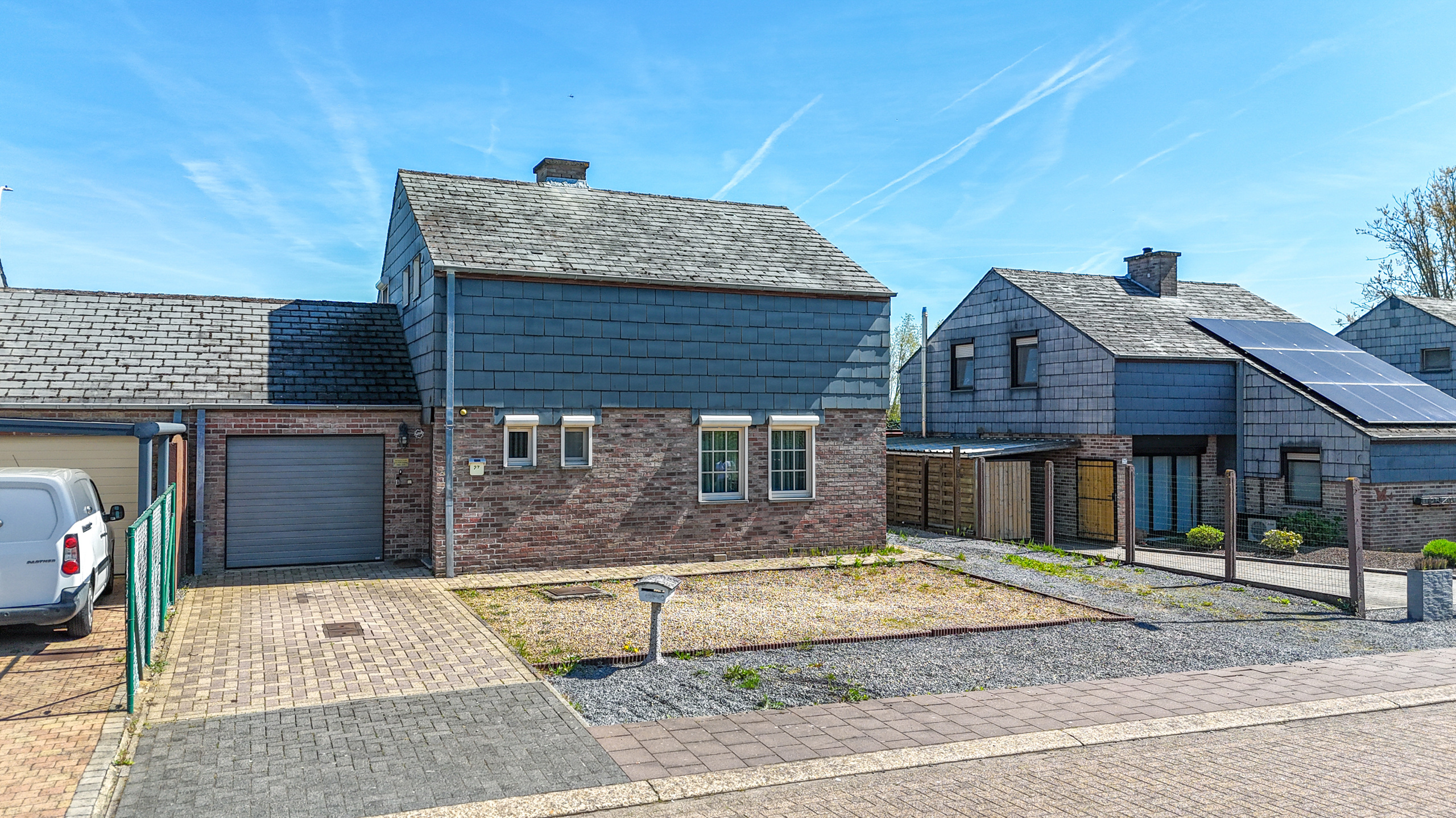 Instapklare gezinswoning met 3 slpk op toplocatie in HH! - foto 1