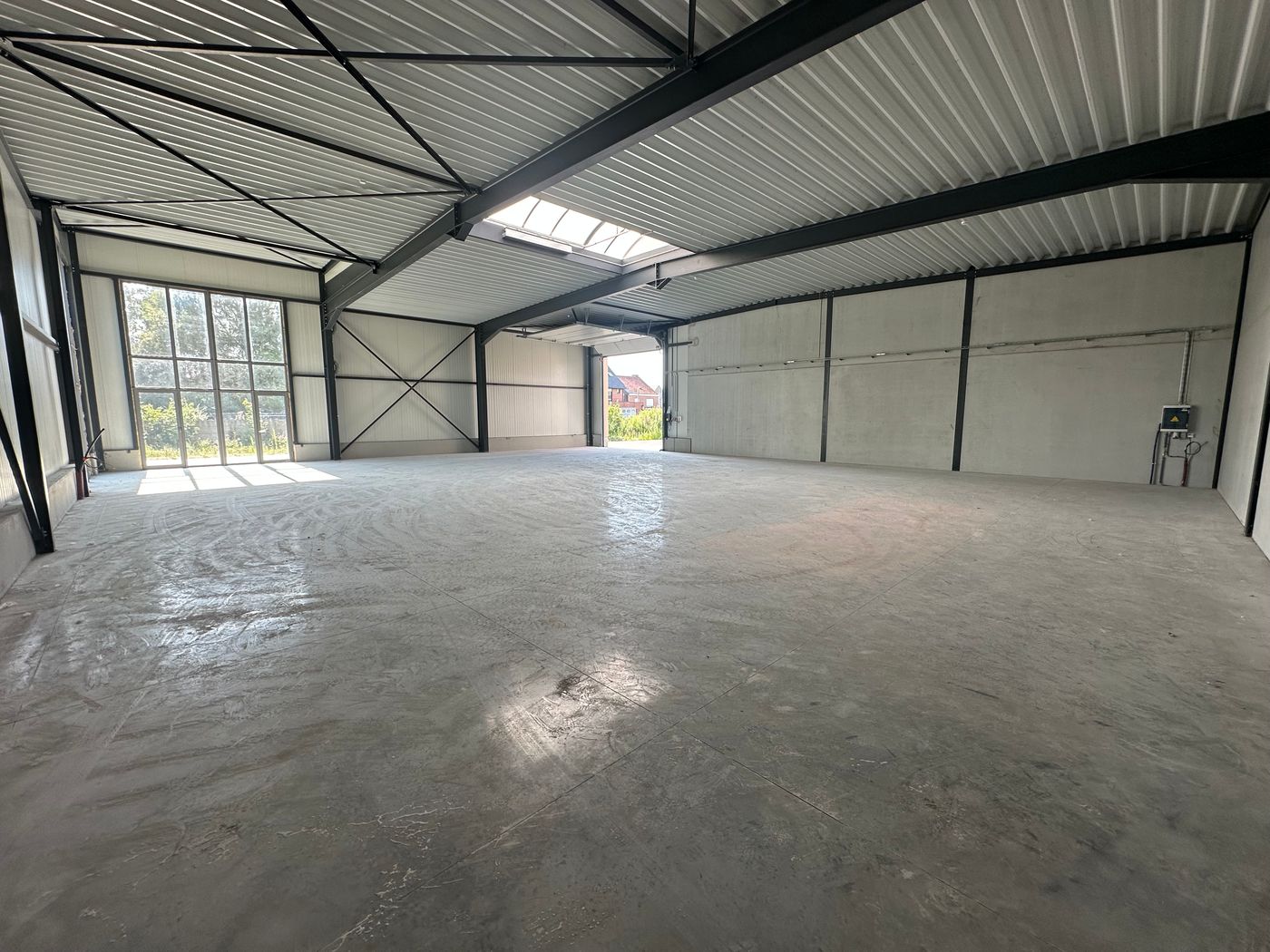 Nieuwbouw KMO-unit van 384 m² te huur! - foto 2