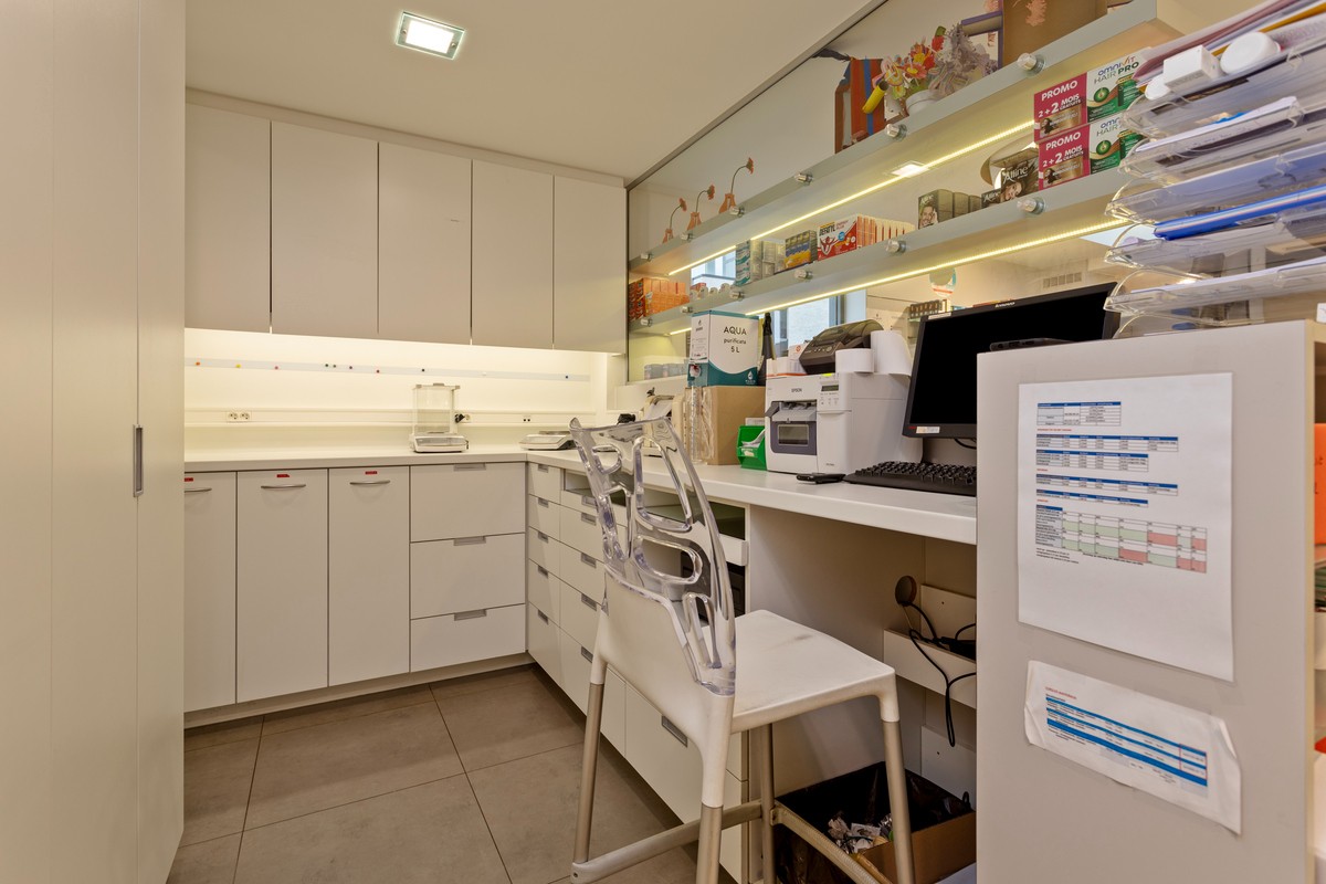 Handelspand 150 m² met appartement 200 m² gelegen centrum Nevele - photo 5