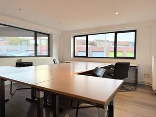 Welkom in de Nobels Peelmanstraat 6 te Sint-Niklaas.Deze kantoorruimte in de stad geeft je de mogelijkheid om je bedrijf te laten groeien.Via de...