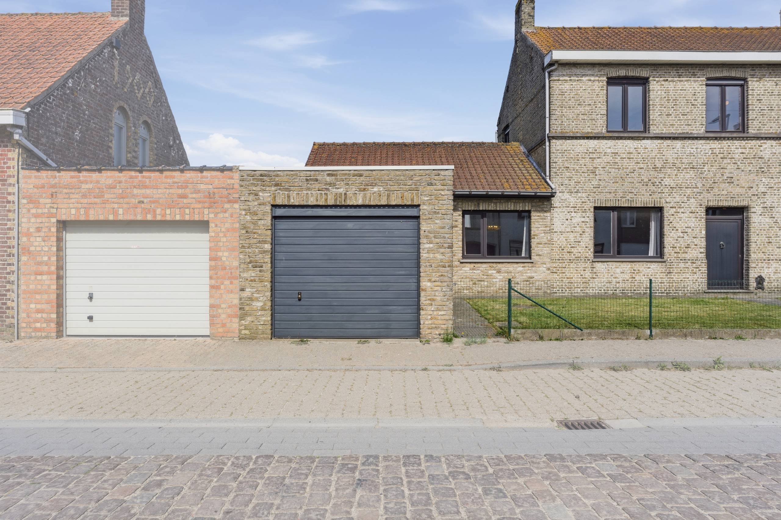 Ruime woning met garage in Izenberge - foto 3