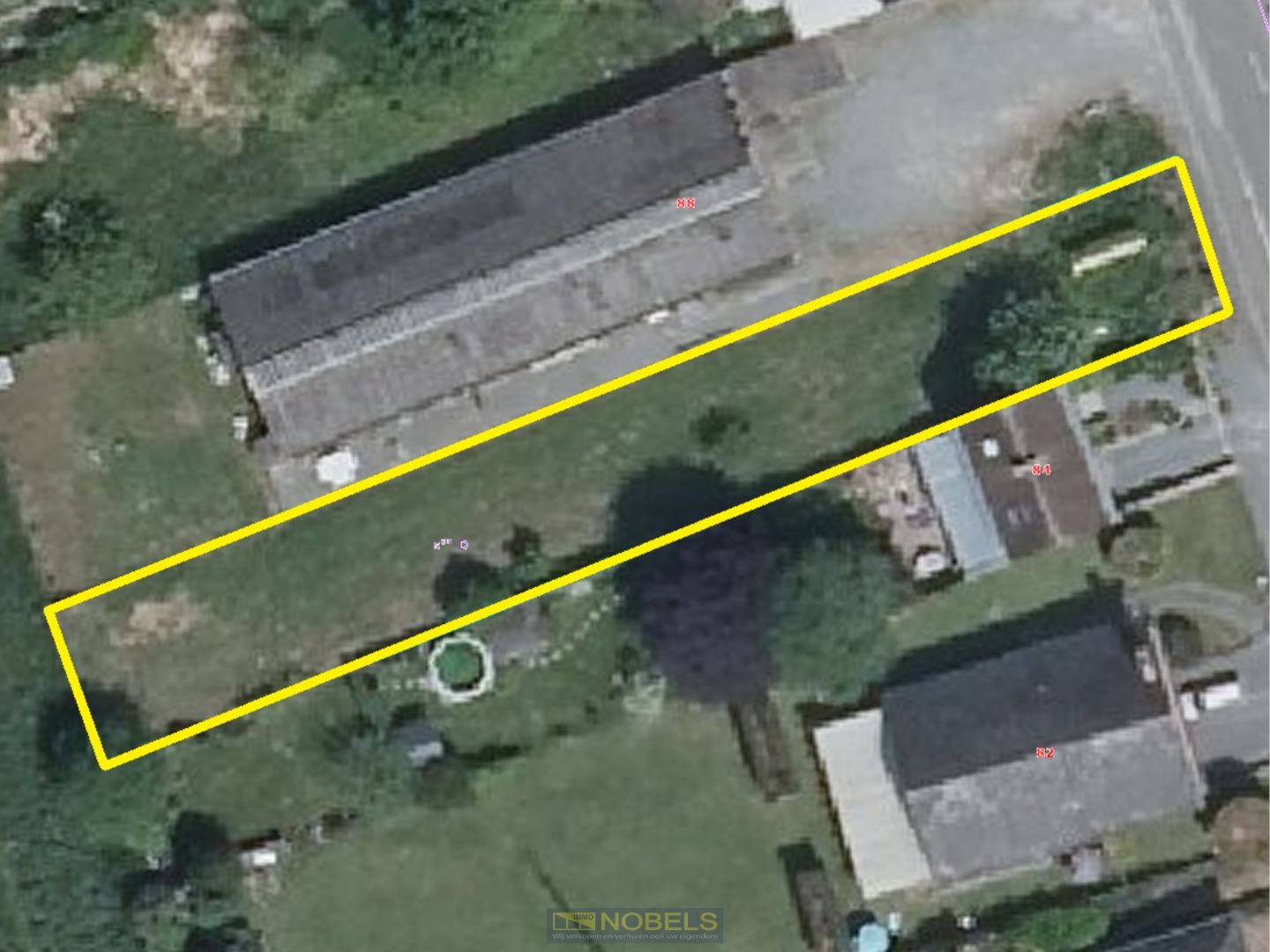 À vendre, terrain orienté sud-ouest pour une maison trois façades sur 722 m² à Ellezelles. - photo 3