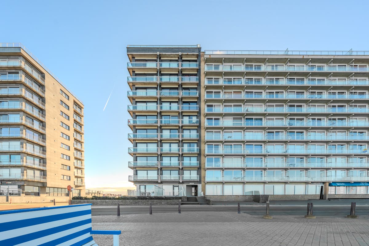 Bel appartement d'angle avec vue frontale sur la mer à louer ! - photo 2