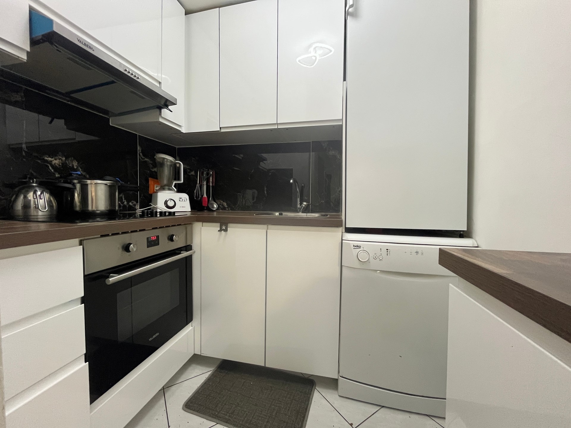 Duplex appartement met 2 slaapkamers. - foto 4