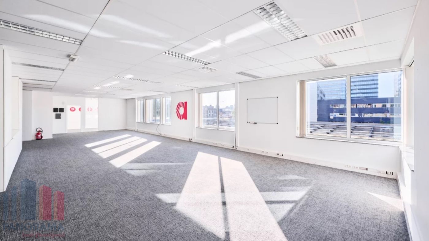Kwalitatief kantoor van 430 m² op toplocatie nabij de R0 - foto 4