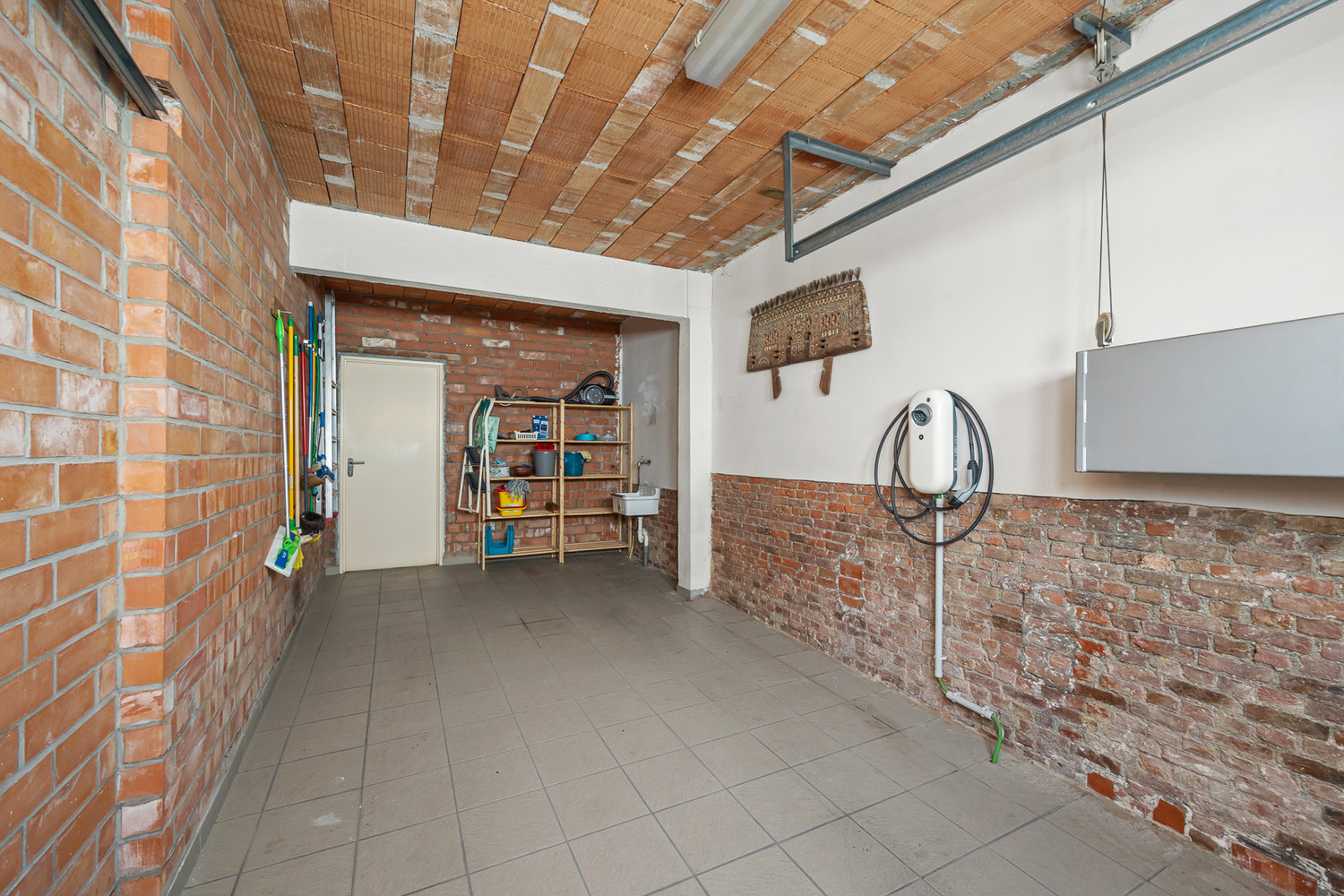 MATCHED: kevin@wellimmo.net voor meer info! Een oase van rust in hartje Antwerpen: Ruime stadswoning met prachtige tuin, garage én praktijkmogelijkheid - photo 4