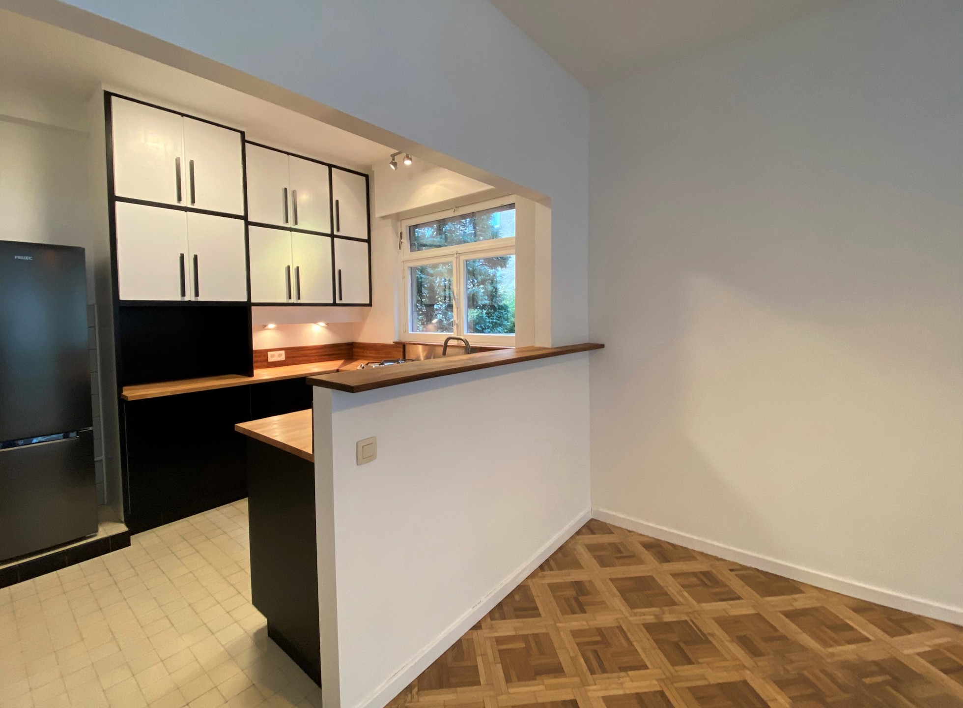 Appartement à louer à Anvers avec 2 chambres - photo 3