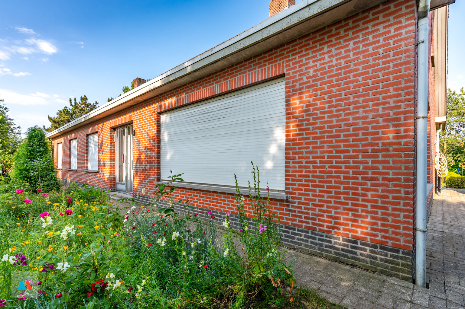 Vrijstaande woning met stal  - foto 3