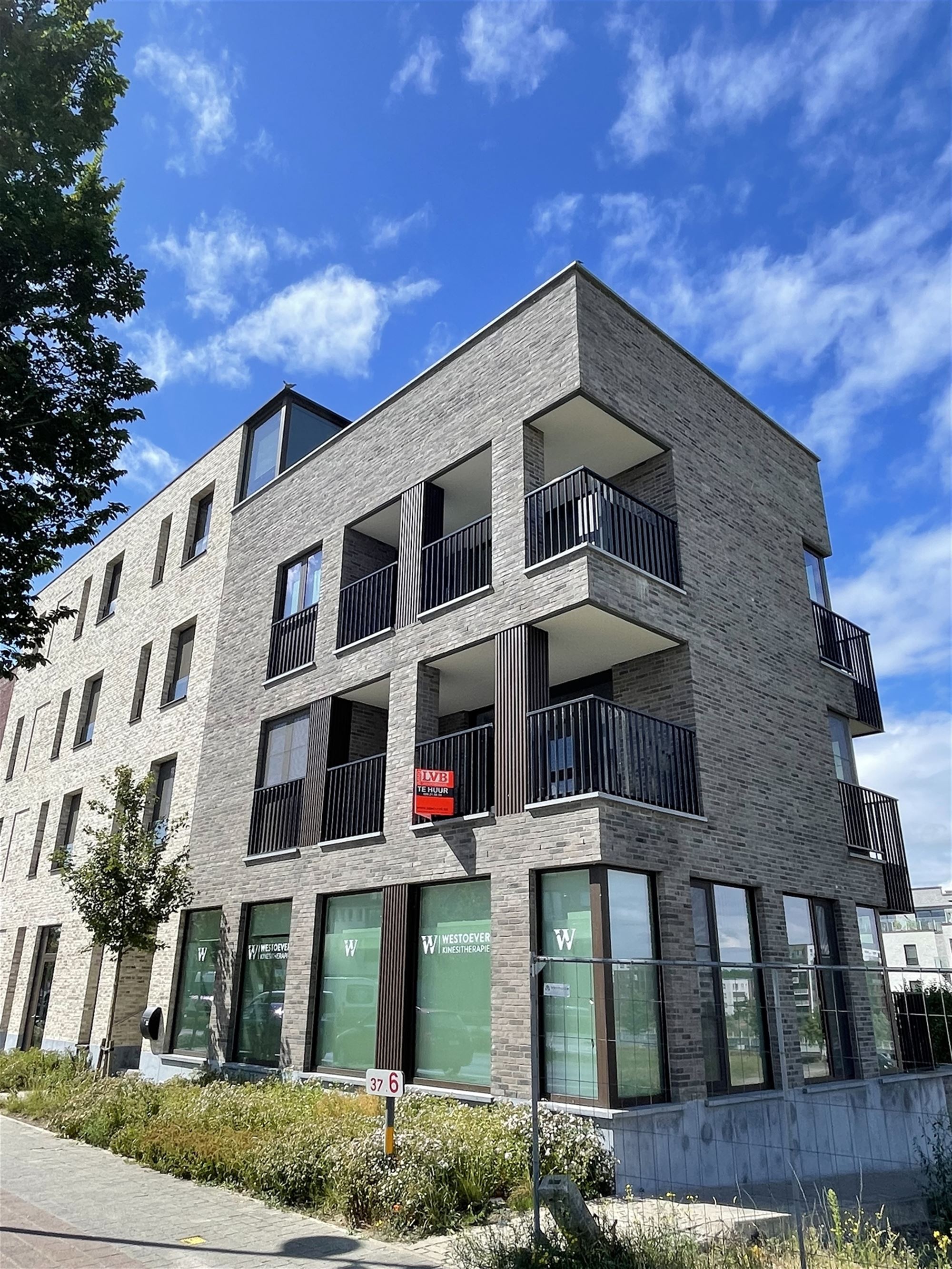 Appartement met twee grote terrassen - foto 1