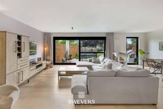 Voor meer info en foto’s, surf naar www.swevers.be – In de rustige Linkestraat in Koersel vind je deze instapklare woning met verrassend veel...