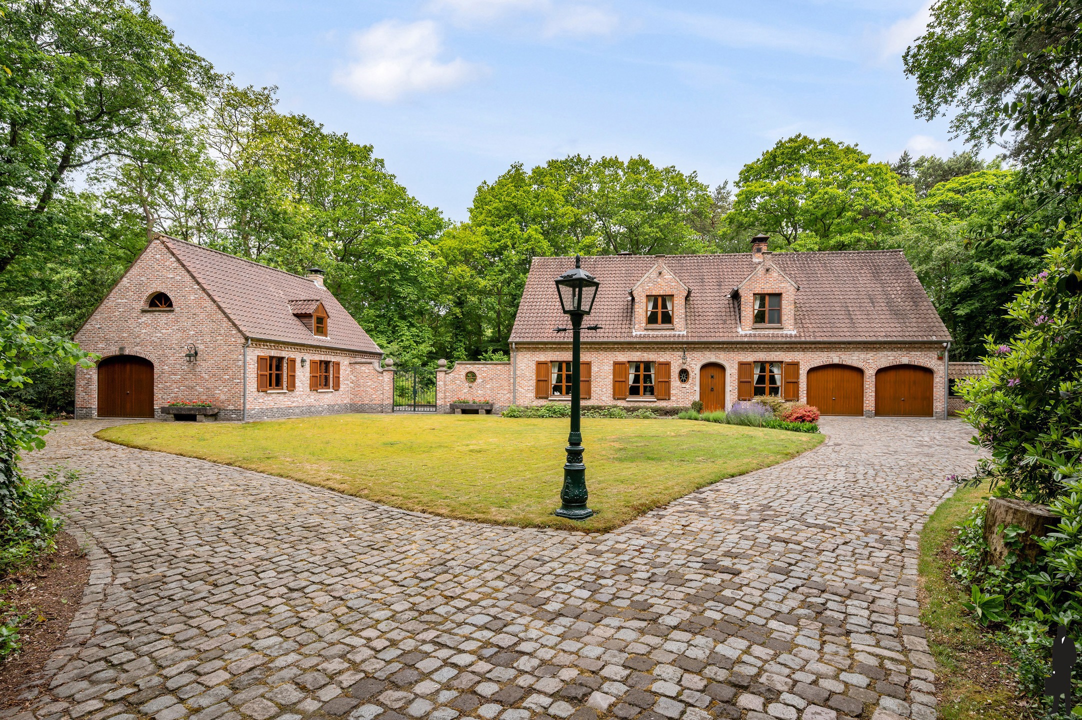 Maison à vendre à Essen avec 4 chambres - photo 2
