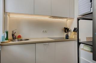 Dit appartement te koop in Antwerpen ligt op een unieke locatie. Gelegen op de eerste verdieping aan de Waalsekaai in een kleinschalig gebouw met...