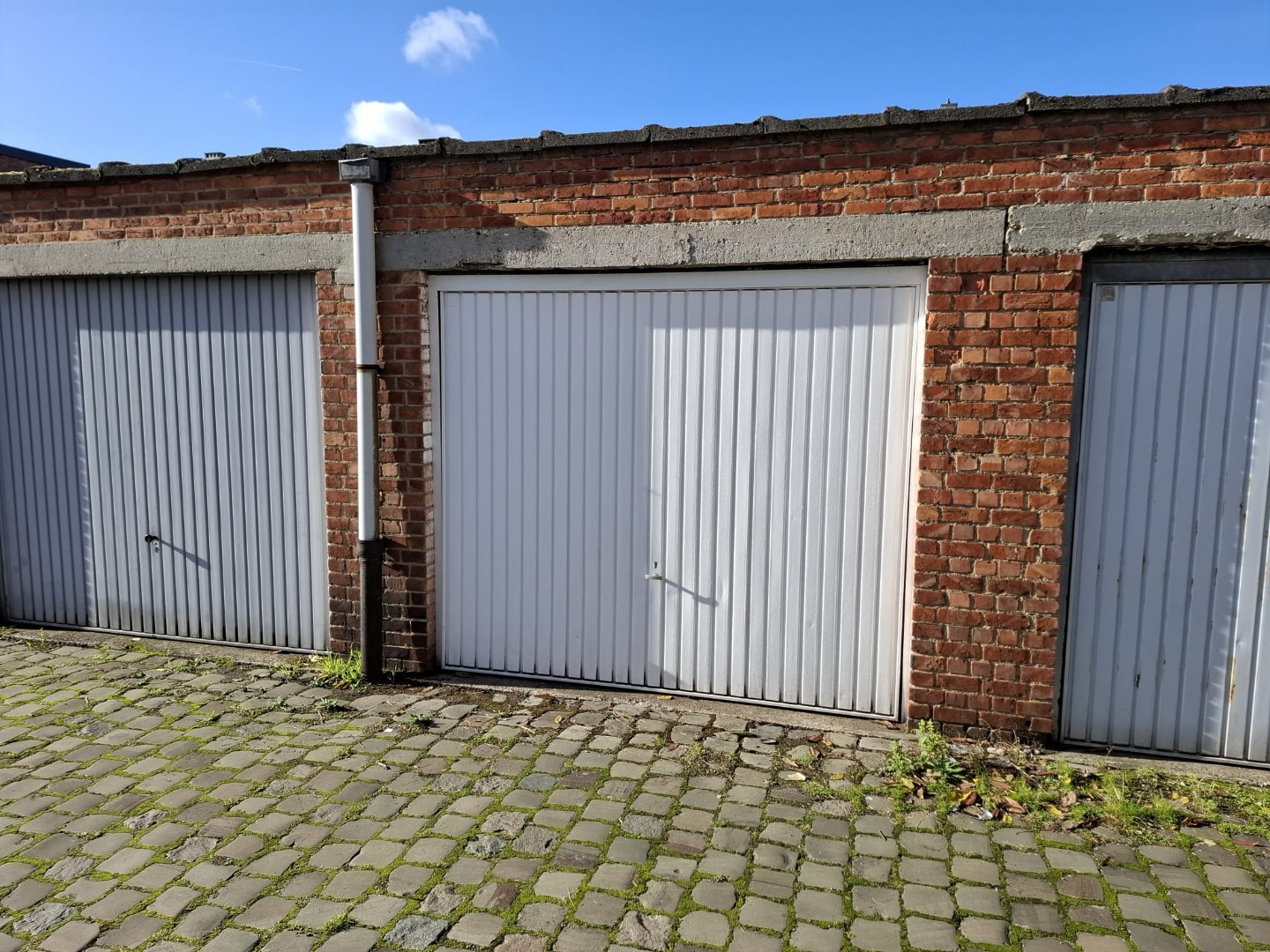 Garage for sale in Deurne - photo 1